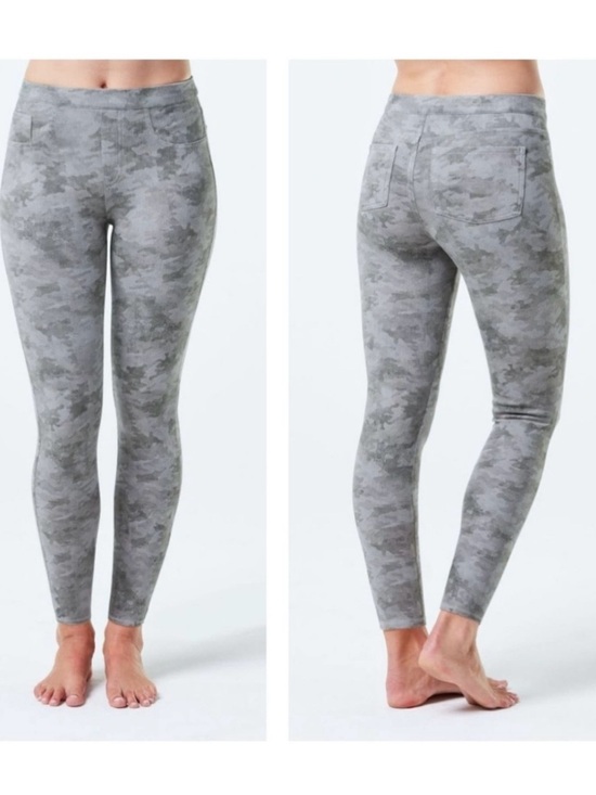 SPANX Pants - SPANX Jean-ish Leggings Gray Camo • Size M Soft Cotton Blend